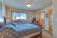 Airy Winter Park Gem w/ Private Outdoor Hot Tub! - balcony