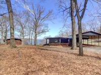 Lake Hudson Home w/ Patio in Locust Grove Hotels in Mayes County