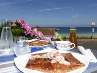Cottage by Goëlo Coast with Sea Views Hotels in Paimpol