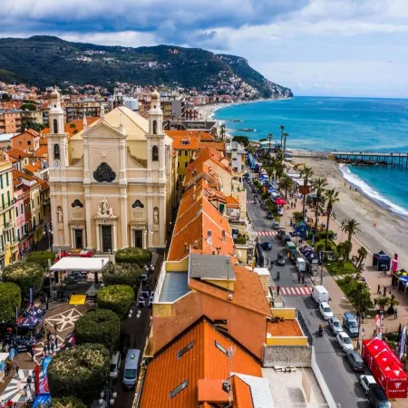 Apartment in Pietra Ligure with garage