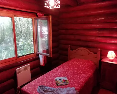 Chalet in France near the Beach & Pool カンのホテル
