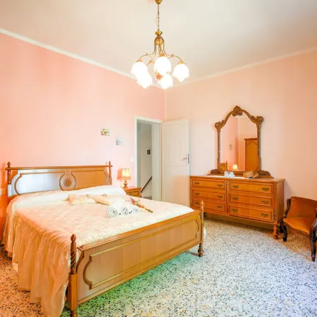 Tuscany Family Country Home