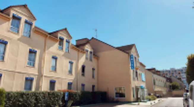 Kyriad Direct Arpajon