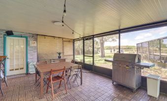 Beach Retreat in Jacksonville Pet and Family-Friendly