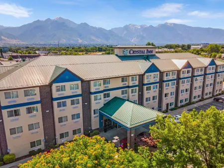 Crystal Inn Hotel & Suites - Midvalley Отели в г. Мюррей