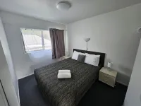 88 Wallace Court Motel