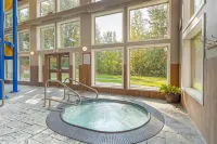 Best Western Plus Valemount Inn  Suites