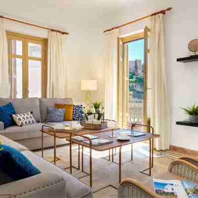 Genteel Home Zegri Rooms
