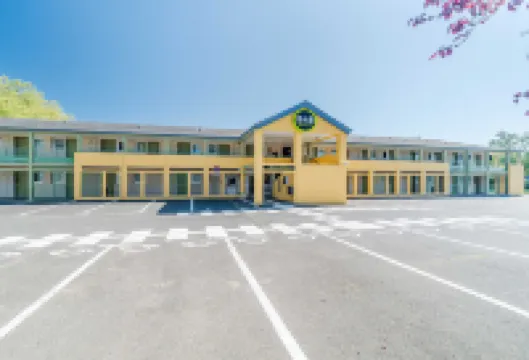 B&B Hôtel Tours Nord 1 Val de Loire