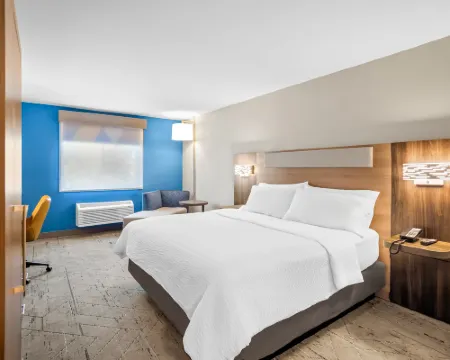 Holiday Inn Express & Suites TUMWATER - OLYMPIA by IHG Hotels in Tumwater