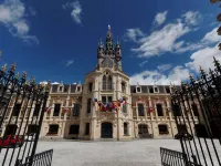 Ibis Douai Centre Hotels in Roost-Warendin