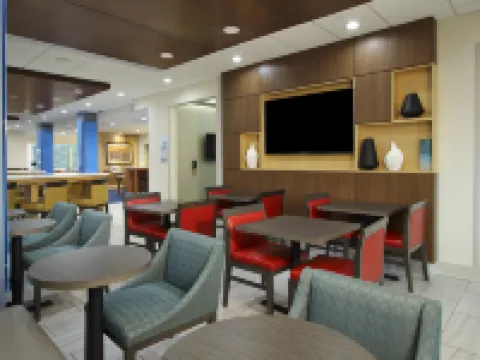 Holiday Inn Express & Suites LAKE CHARLES SOUTH CASINO AREA by IHG Hotels in Lake Charles
