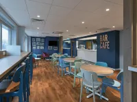 Travelodge Southampton Central Hotels near Westgate