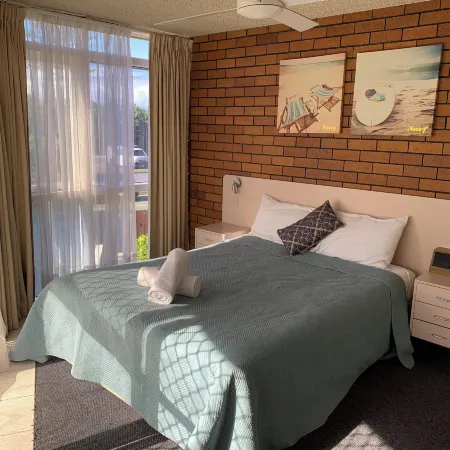 Northpoint Holiday Apartments
