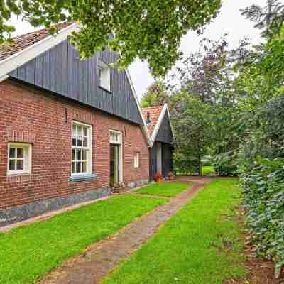 Cozy Apartment in Enschede Near Forest Hotel Exterior