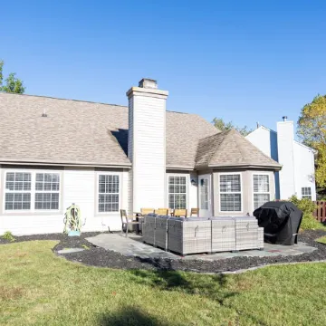 Charming Cul-de-Sac Home- SLEEPS 10-Game Room & B-ball court