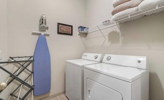 Silver Dollar Hideaway in Stonebridge Community