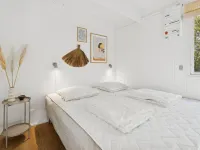 "Anni" - 250m from the Sea