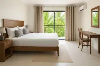 Seafront Residences Hotel di Kombo North