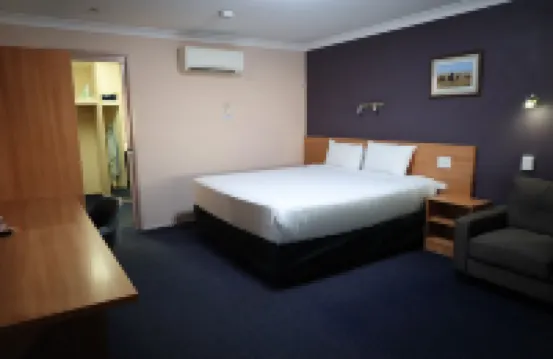 Sun Palms Motel Hotels in Allenstown