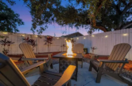 Family Pet Friendly Getaway With Porch Fire Pit Yard