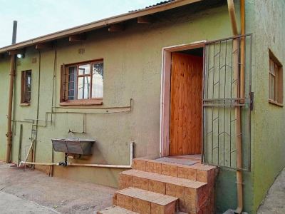 Budget Stays At Olivia Pines Guesthouse