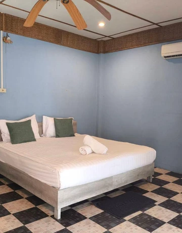 รูปภาพของพลอยอิน เกาะช้าง