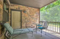 Dragon Castle w/ Swimming Platform at Lake Ozarks - homestay