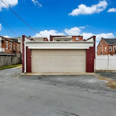 Downtown Lancaster Luxury 4Br - Garage & Parking