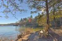 Lake Lure Log Cabin w/ Grill, Near Hiking! - 3성급