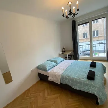 Fantastic-Inn Warszawa - CH10 Отели рядом с достопримечательностью «Музей польской армии»