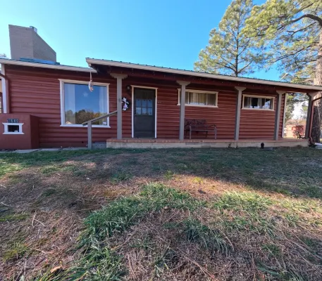 Warm and Cozy retreat with AC, WiFi in Pleasant Pinetop-Lakeside