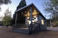 Mandala Springs Hotels in Cobb