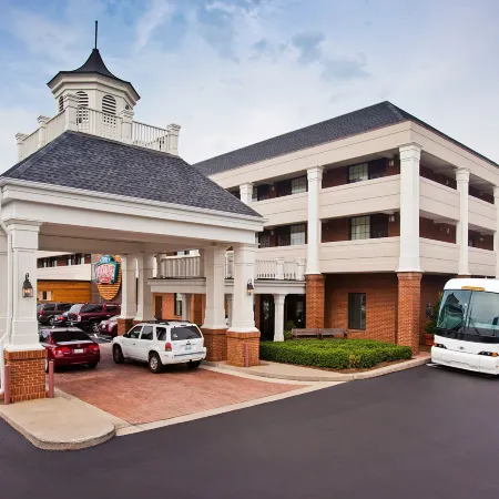 The Inn at Opryland, A Gaylord Hotel Отели рядом с достопримечательностью «Опри Миллс»