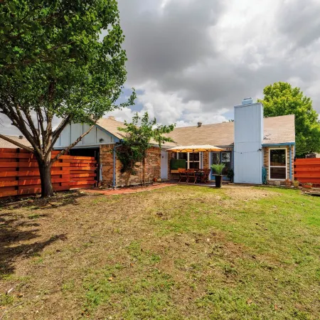 Spacious Master King Bed  Suite, & Fast wi-fi, Mins to Convention Center