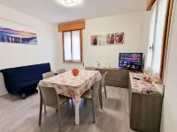 Comfy bungalow between Jesolo and Punta Sabbioni - 民宿