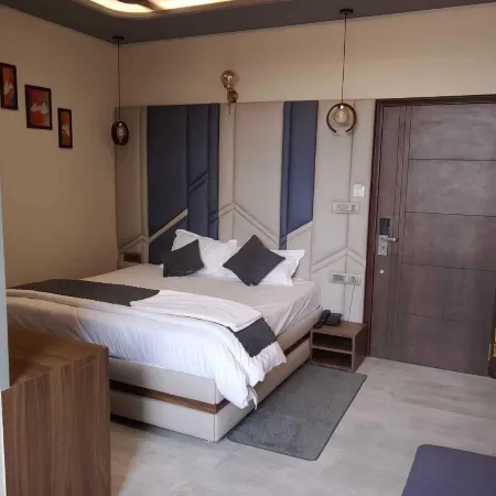 Hotel Sky Inn