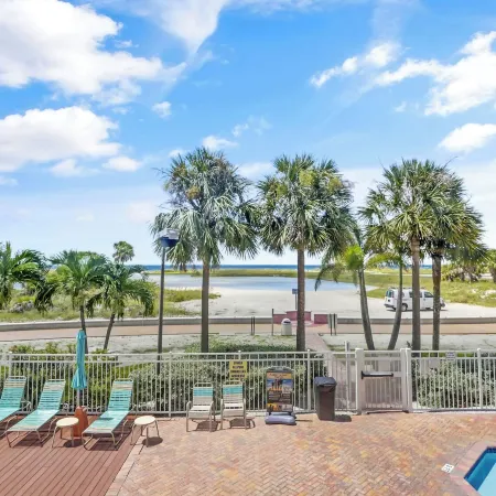 Surf Beach Treasure Island Resort