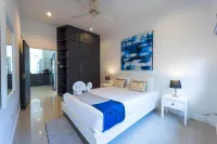Hua Hin Pool Villa with 4 Bedrooms (L50) -  Holiday Villas