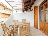 Casa Vacanze con Giardino, Vicino al Mare