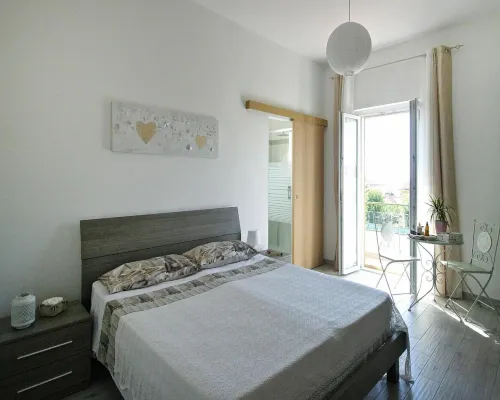 Apartment in Ladispoli Near Tyrrhenian Sea فنادق في لادیسپولی