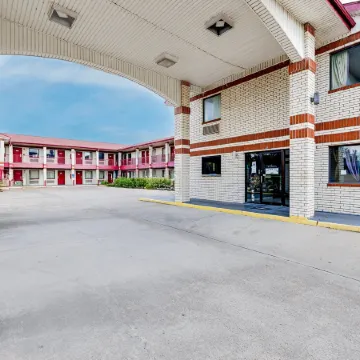 Hotel O Luxury Inn Channelview Baytown I-10