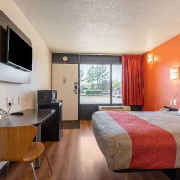 Motel 6 Little Rock, AR - West Hotels near Walmart Supercenter
