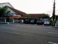 Hotel Wijaya Magelang - Parkering