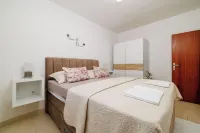 Apartments Buneta - Homestays