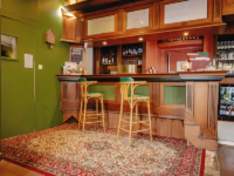 幹貢艾裏維布莉特酒店 甘岡酒店