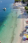 Designer Seafront Stay | 2 Bed Hotels in 