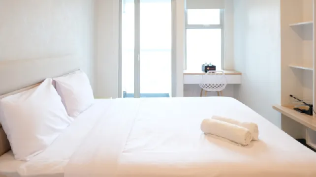 Cozy Stay Studio Connected with Mall at Supermall Mansion Apartment By Travelio