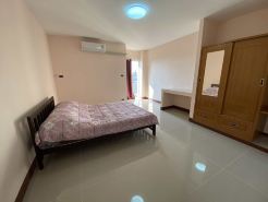 Damnoen Residence