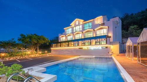 Pohang The One Uporia Pension - Pool